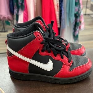 Nike Kids Black and Red Sneakers